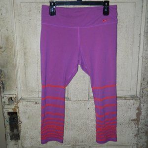 Nike Legend Tight Fit Burnout Training Capris Leggings Womens Sz Large (W-4)